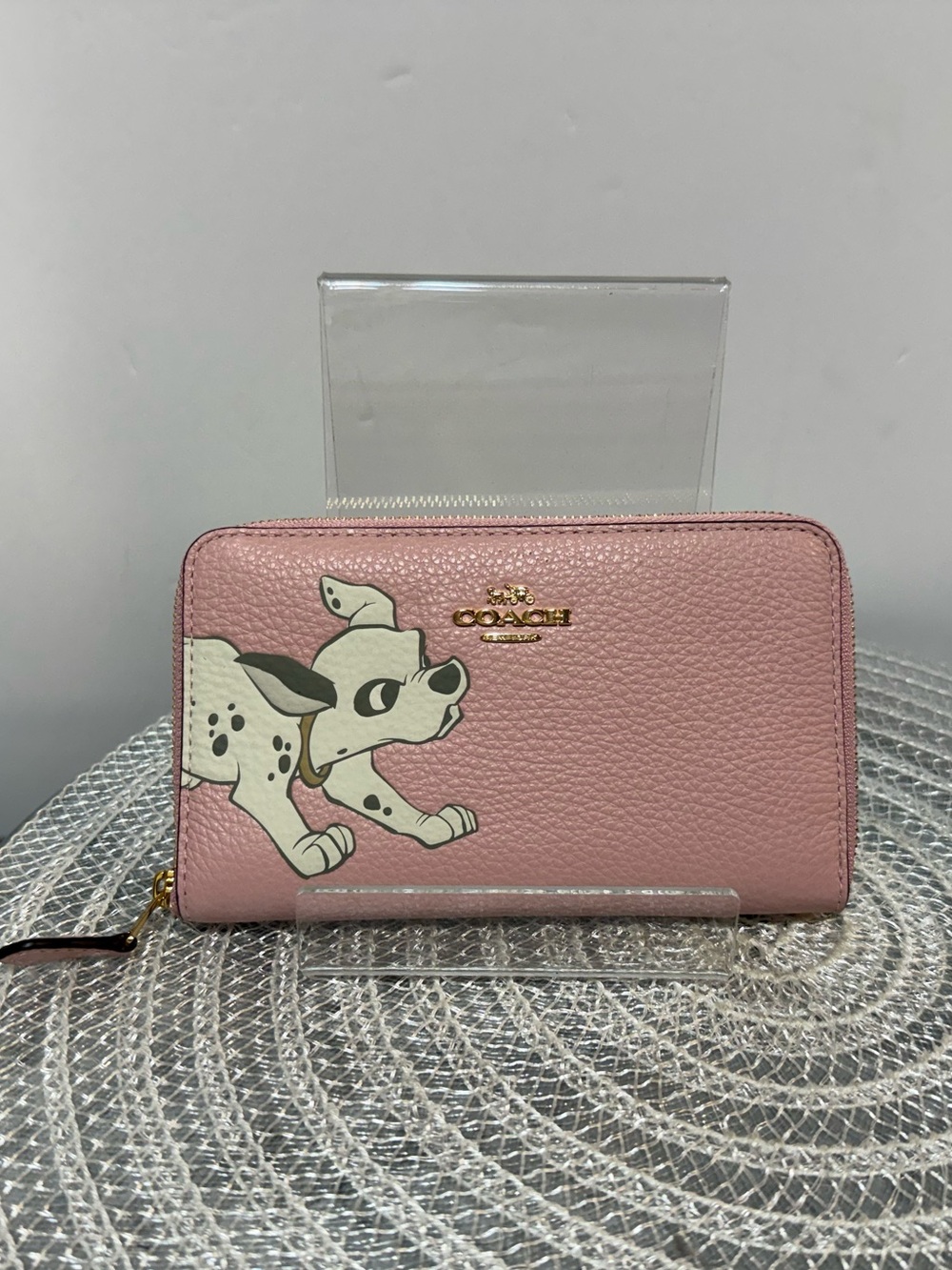 Coach x Disney Dalmatians Medium Zip Around Wallet NWT - Picture 2 of 11